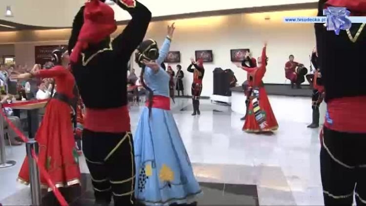 14082012_folklor_galeriampg.mp4